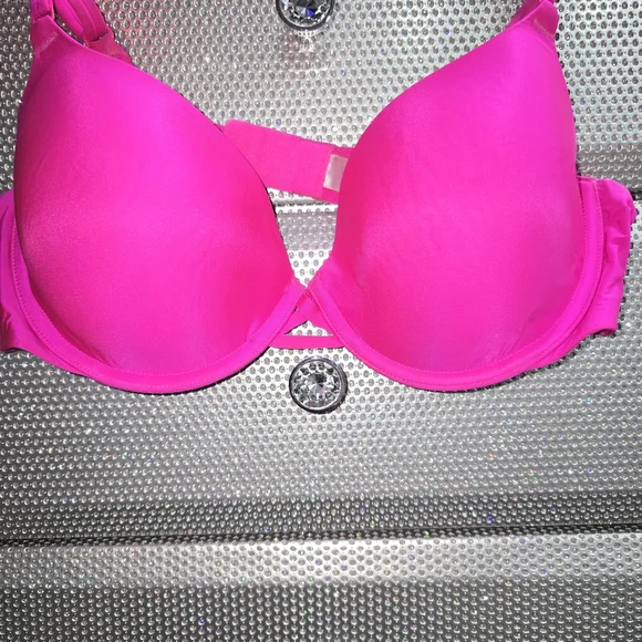 Victoria's Secret Vibrant Bra Collection - Pink, Black, Cream - Picture 6 of 6